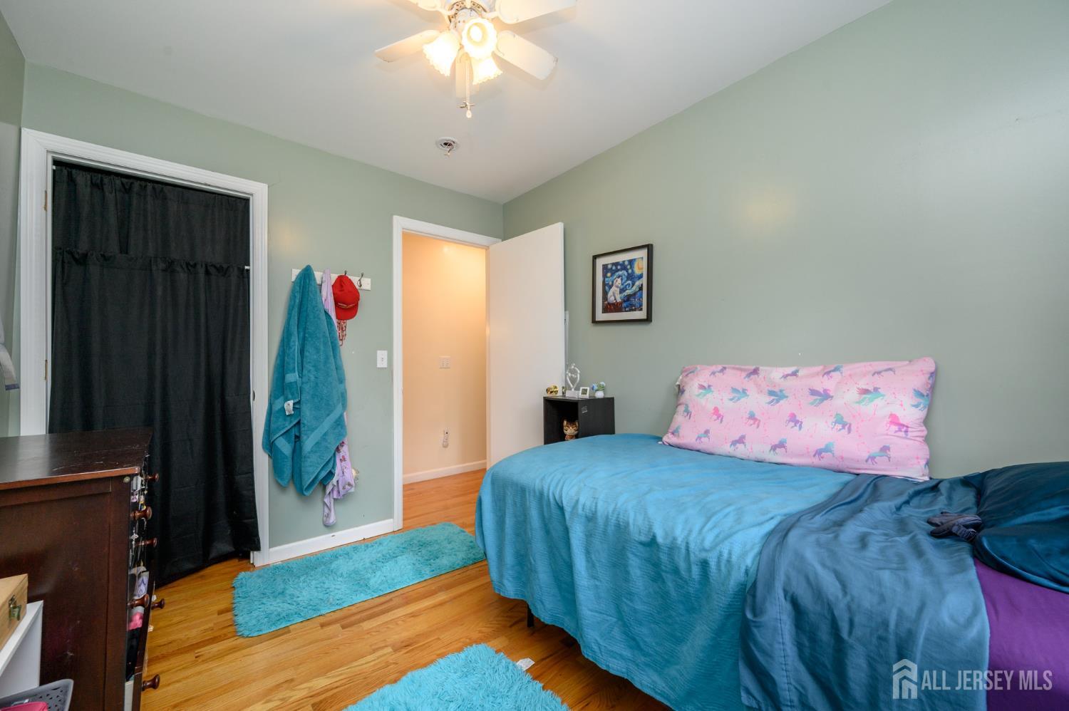 171 Howell Avenue Fords, NJ 08863 - Photo 17 of 33