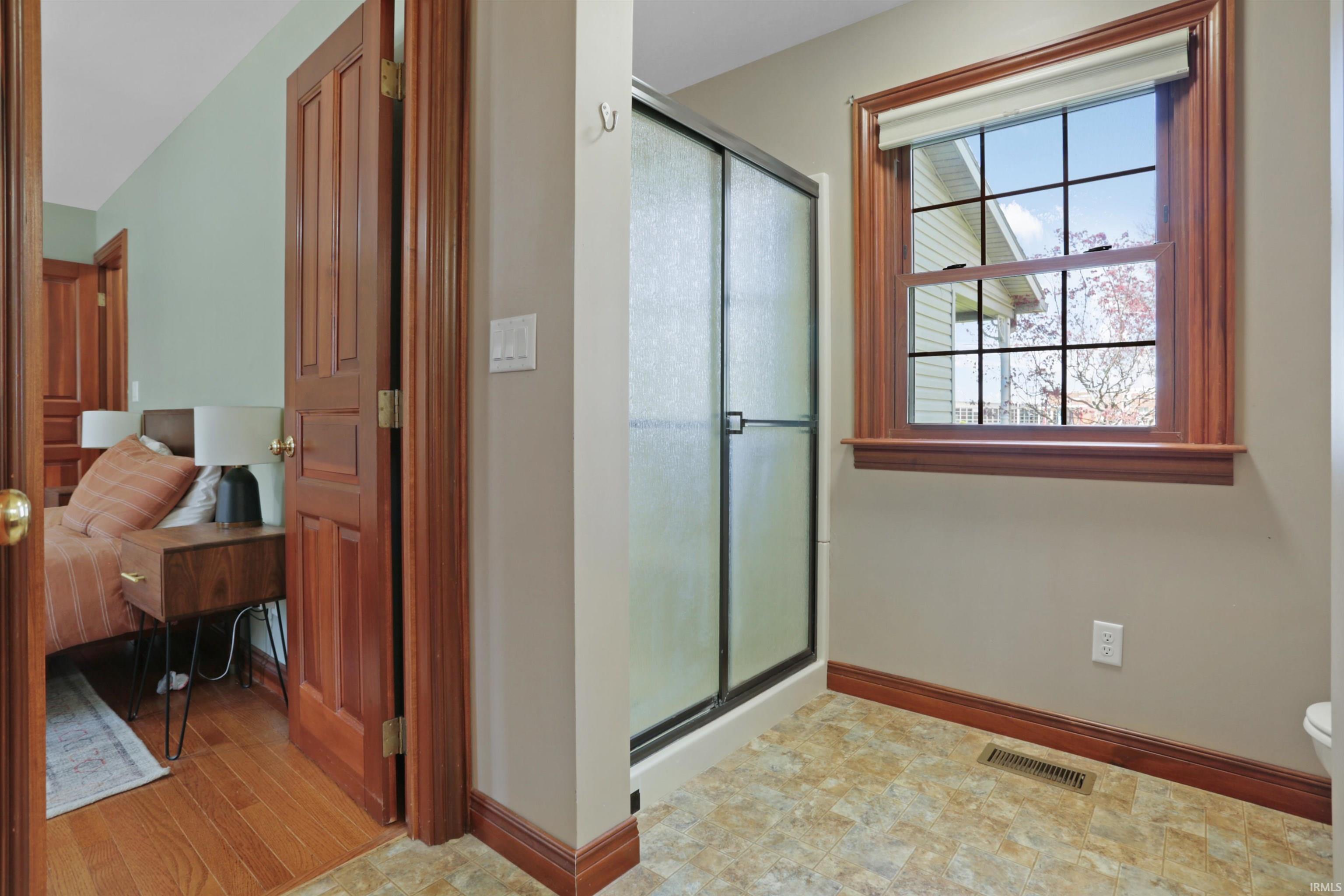 14941 Old State Road Evansville, IN 47725 - Photo 17 of 36 Gallery Image 17