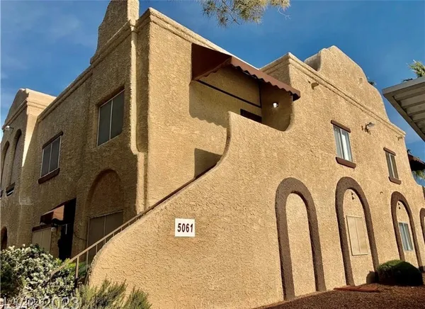 $1,590 | 5061 West Pioneer Avenue, Unit 202, Las Vegas, NV 89146