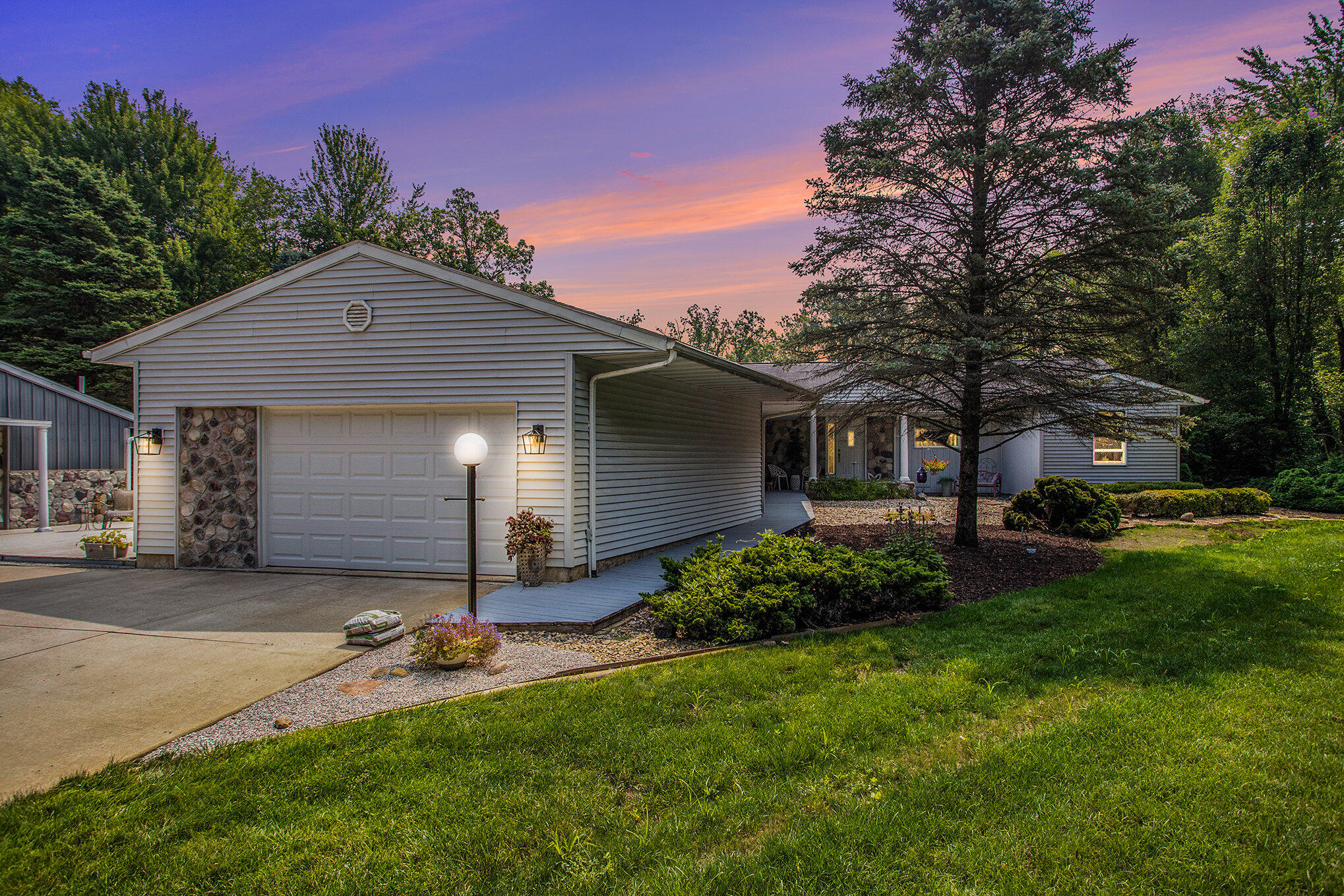 63051 Calvin Center Road Cassopolis, MI 49031 - Photo 2 of 39 001_img_1254-1_twilight