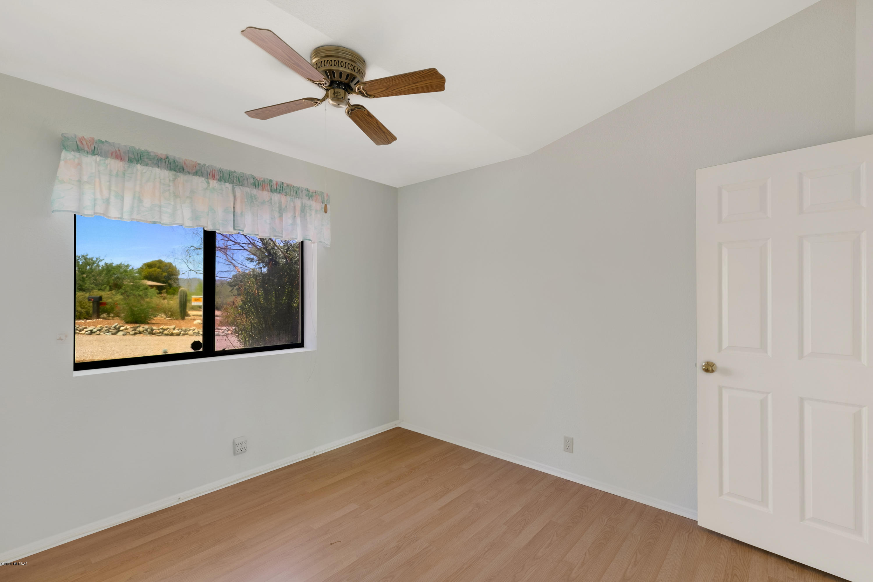1070 West Panorama Road Tucson, AZ 85704 - Photo 18 of 24 Gallery Image 18