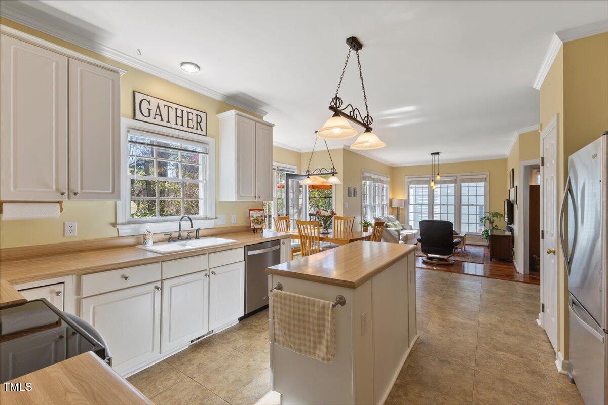 4617 Wee Burn Trail Raleigh, NC 27612 - Photo 29 of 70 Kitchen