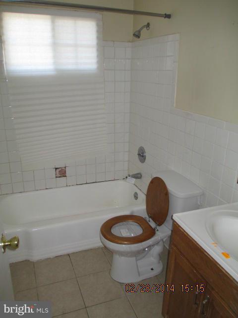 2105 Southorn Road Baltimore, MD 21220 - Photo 16 of 20 Bath
