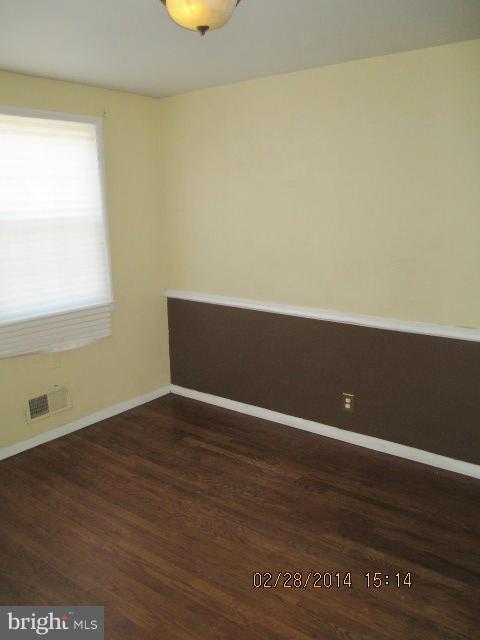 2105 Southorn Road Baltimore, MD 21220 - Photo 7 of 20 Dining Room