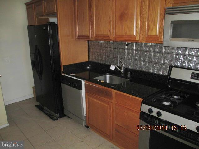 2105 Southorn Road Baltimore, MD 21220 - Photo 10 of 20 Kitchen