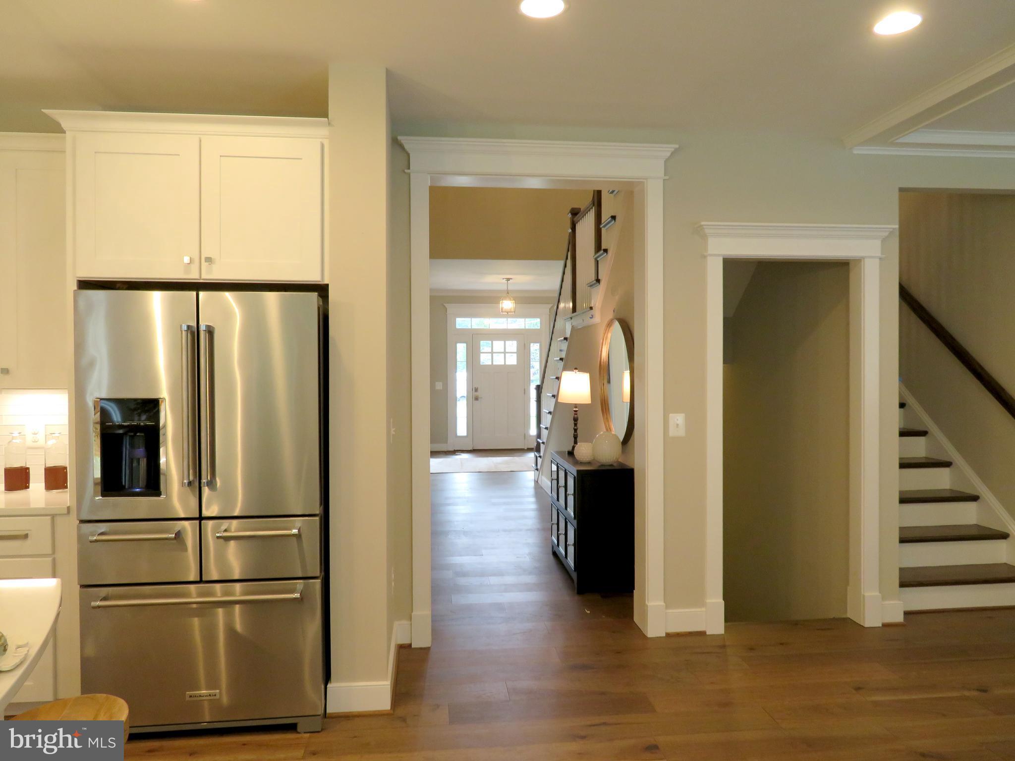 8911 Fort Hunt Road Alexandria, VA 22308 - Photo 11 of 28 Kitchen