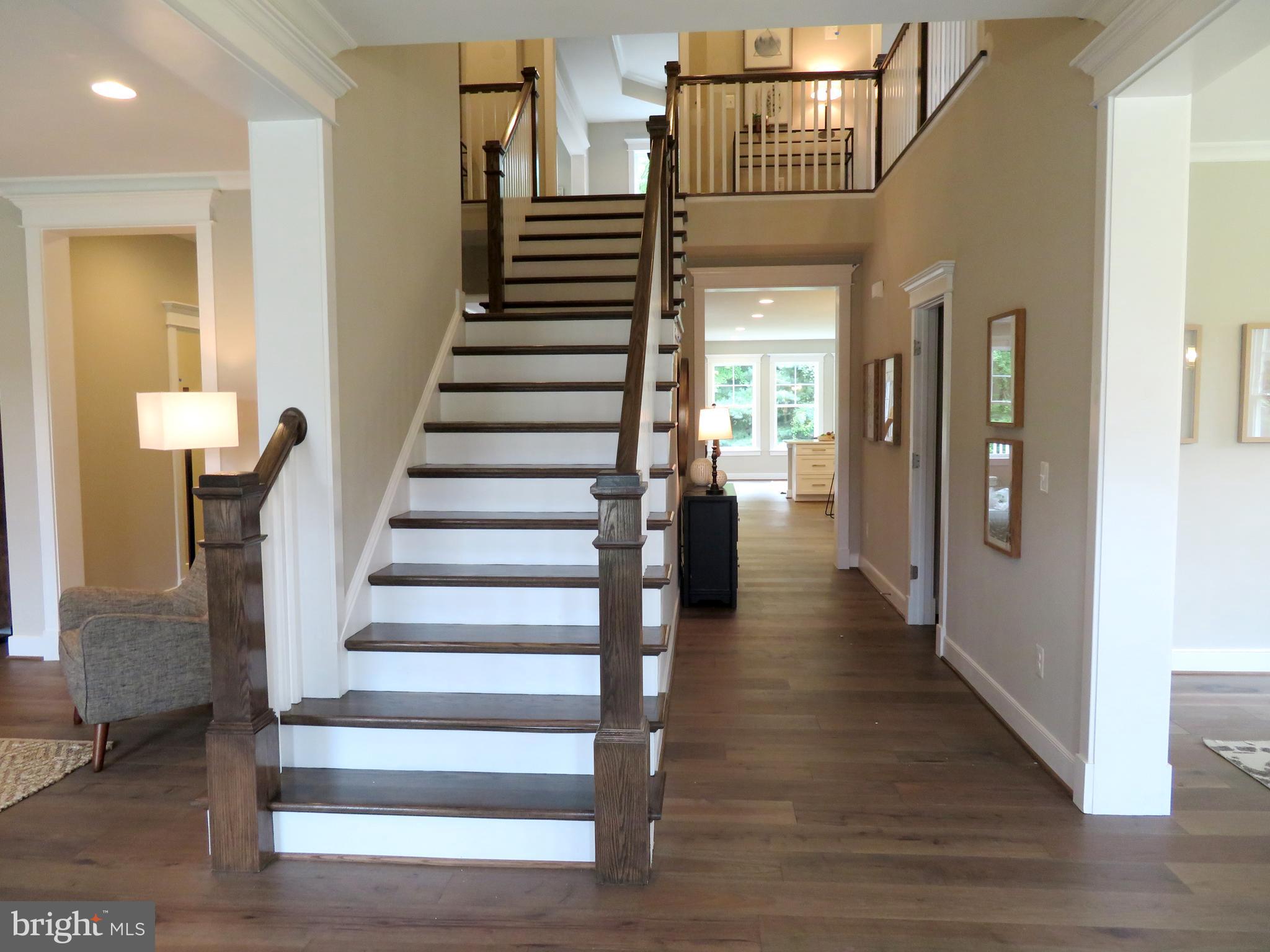 8911 Fort Hunt Road Alexandria, VA 22308 - Photo 3 of 28 Interior (General)