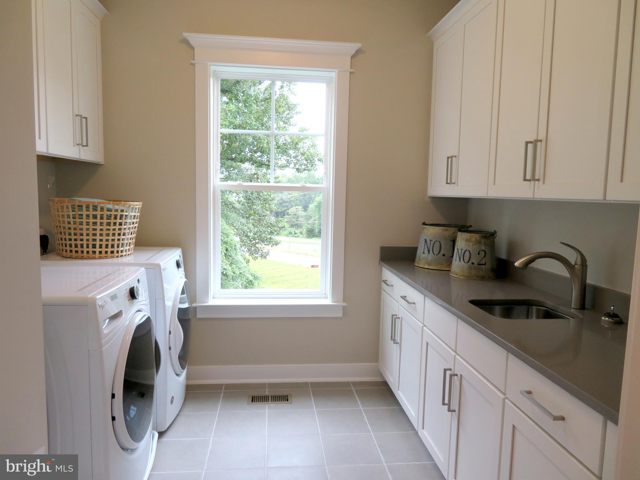 8911 Fort Hunt Road Alexandria, VA 22308 - Photo 24 of 28 Interior (General)