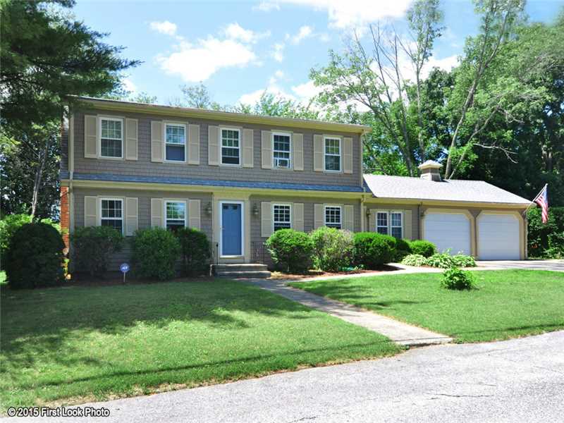 39 Rosemere Road Cumberland, RI 02864 - Photo 1 of 22 Exterior Front.