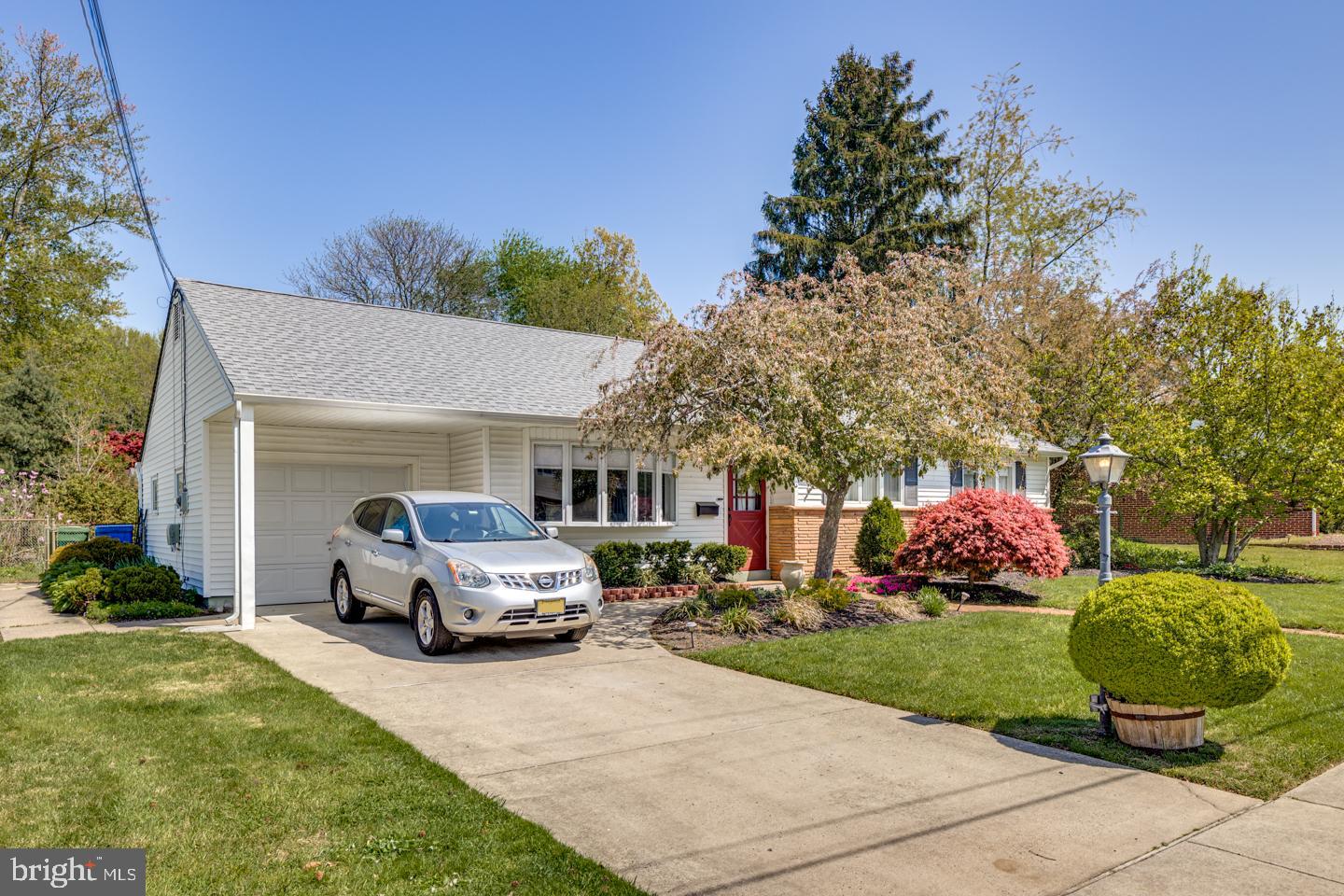 502 Bancroft Road Cherry Hill, NJ 08034 - Photo 3 of 28