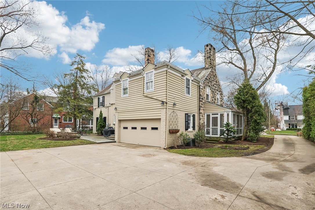21059 Claythorne Road Beachwood, OH 44122 - Photo 38 of 40