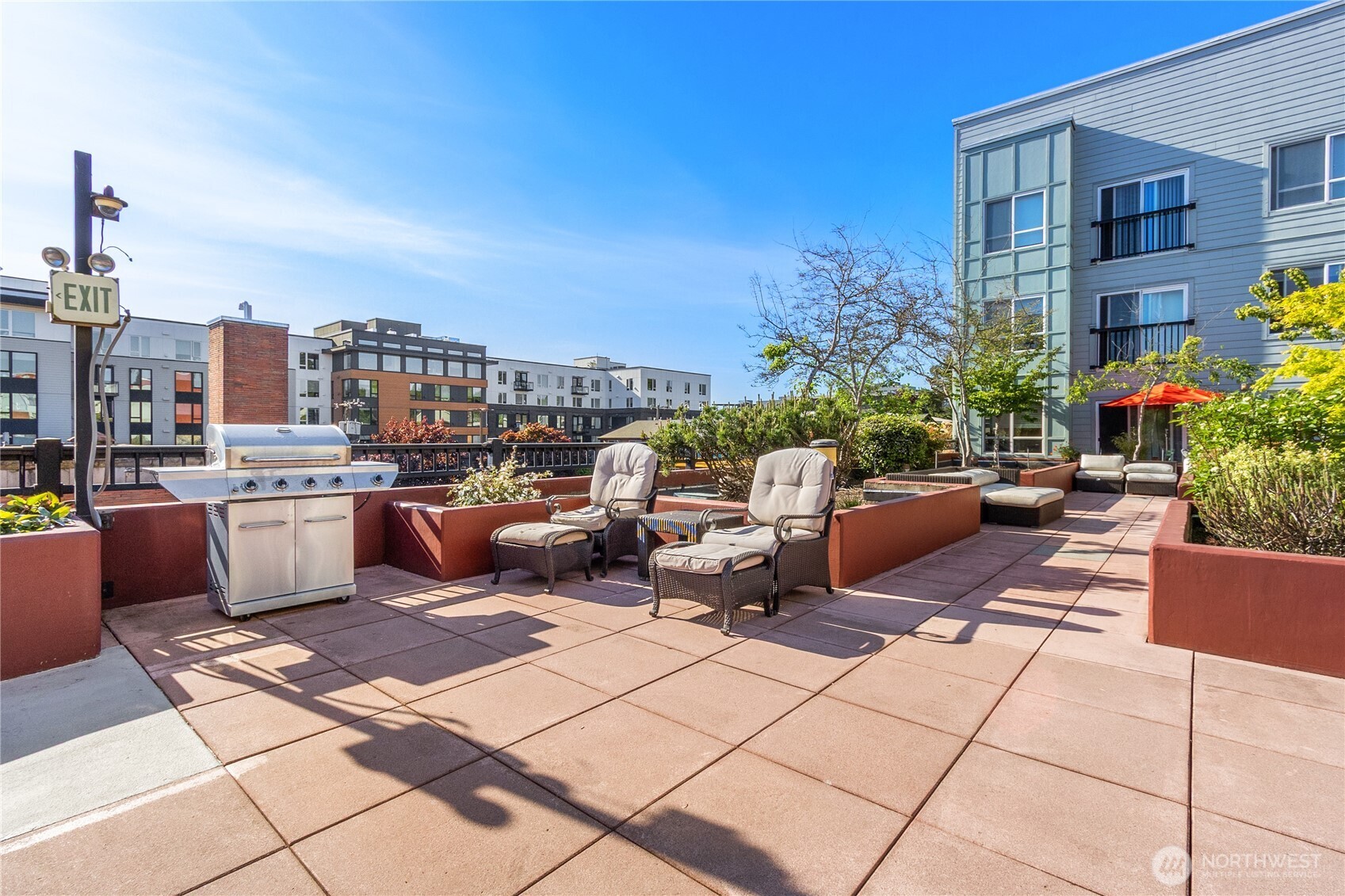 424 North 85th Street, Unit 404 Seattle, WA 98103 - Photo 28 of 31
