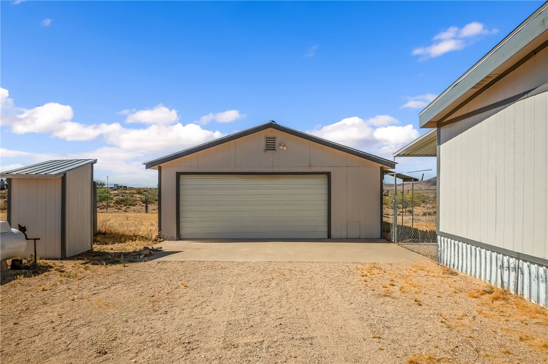 6498 West Chloride Road Golden Valley, AZ 86413 - Photo 34 of 55