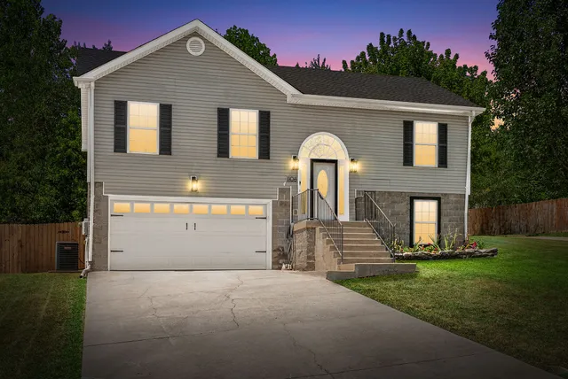 $284,900 | 1108 Gunpoint Drive, Clarksville, TN 37042