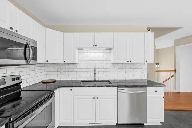 $284,900 | 1108 Gunpoint Drive, Clarksville, TN 37042