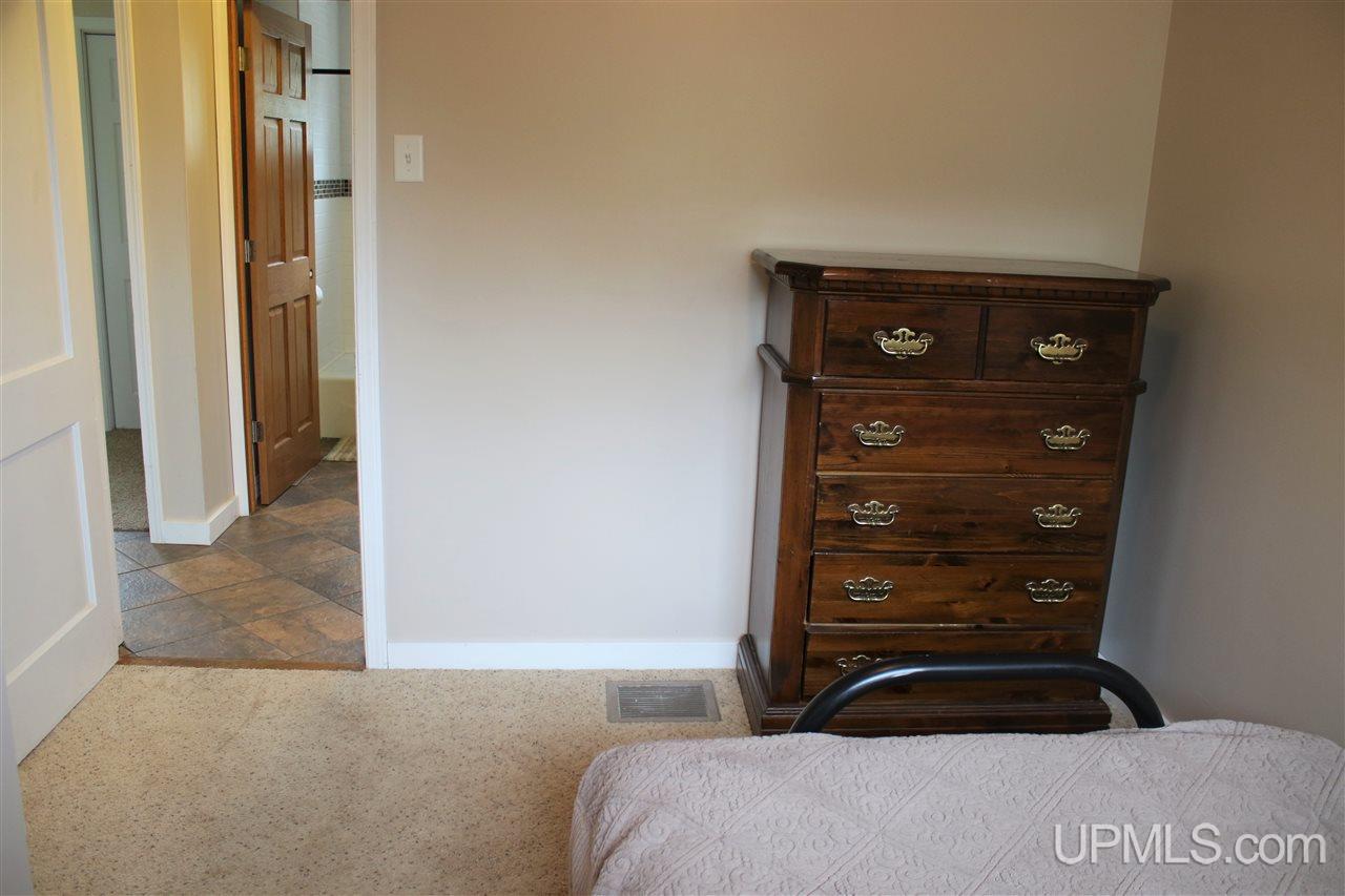 766 Poplar Street Ishpeming, MI 49849 - Photo 17 of 36 Gallery Image 17