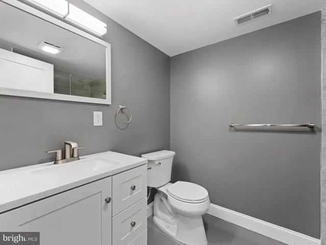 $320,000 | 850 Woodland Avenue, Camden, NJ 08104