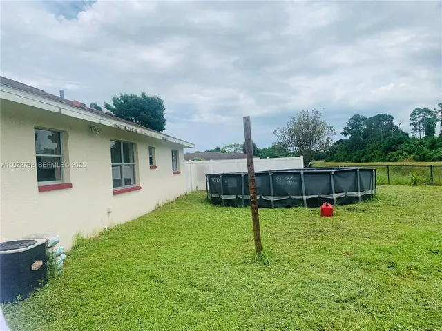$265,000 | 436 Valley Drive, Lehigh Acres, FL 33936