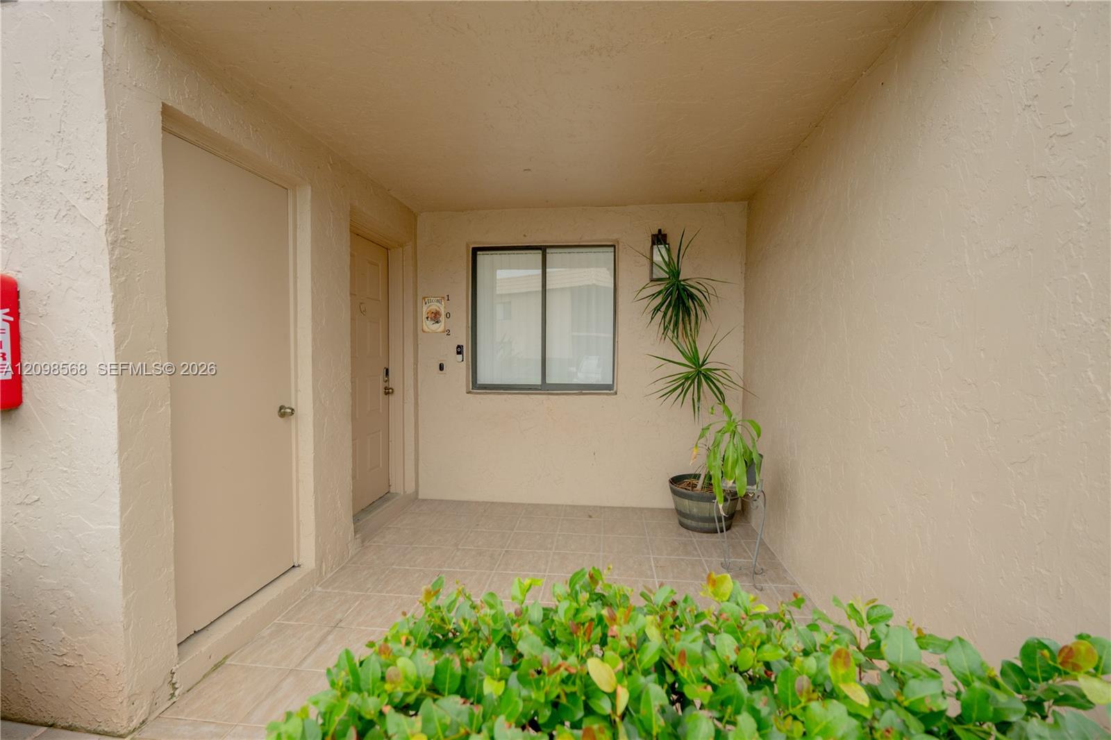 350 Racquet Club Road, Unit 102 Weston, FL 33326 - Photo 30 of 31 Gallery Image 30