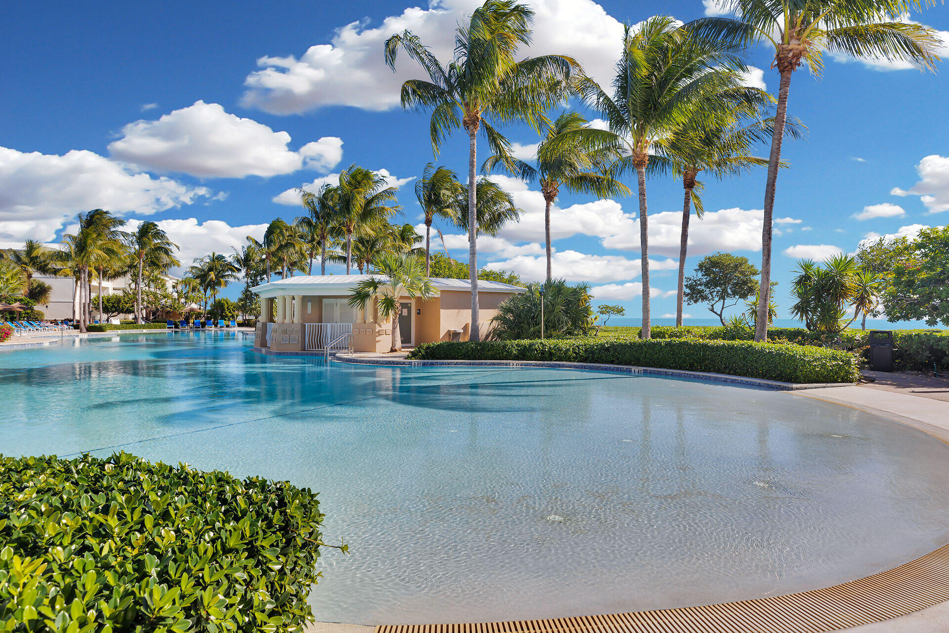 97501 Overseas Highway, Unit 324 Key Largo, FL 33037 - Photo 32 of 75 Pool