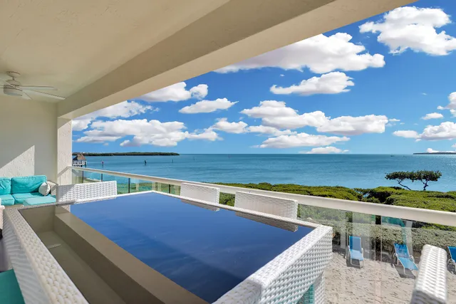 $1,595,000 | 97501 Overseas Highway, Unit 324, Key Largo, FL 33037