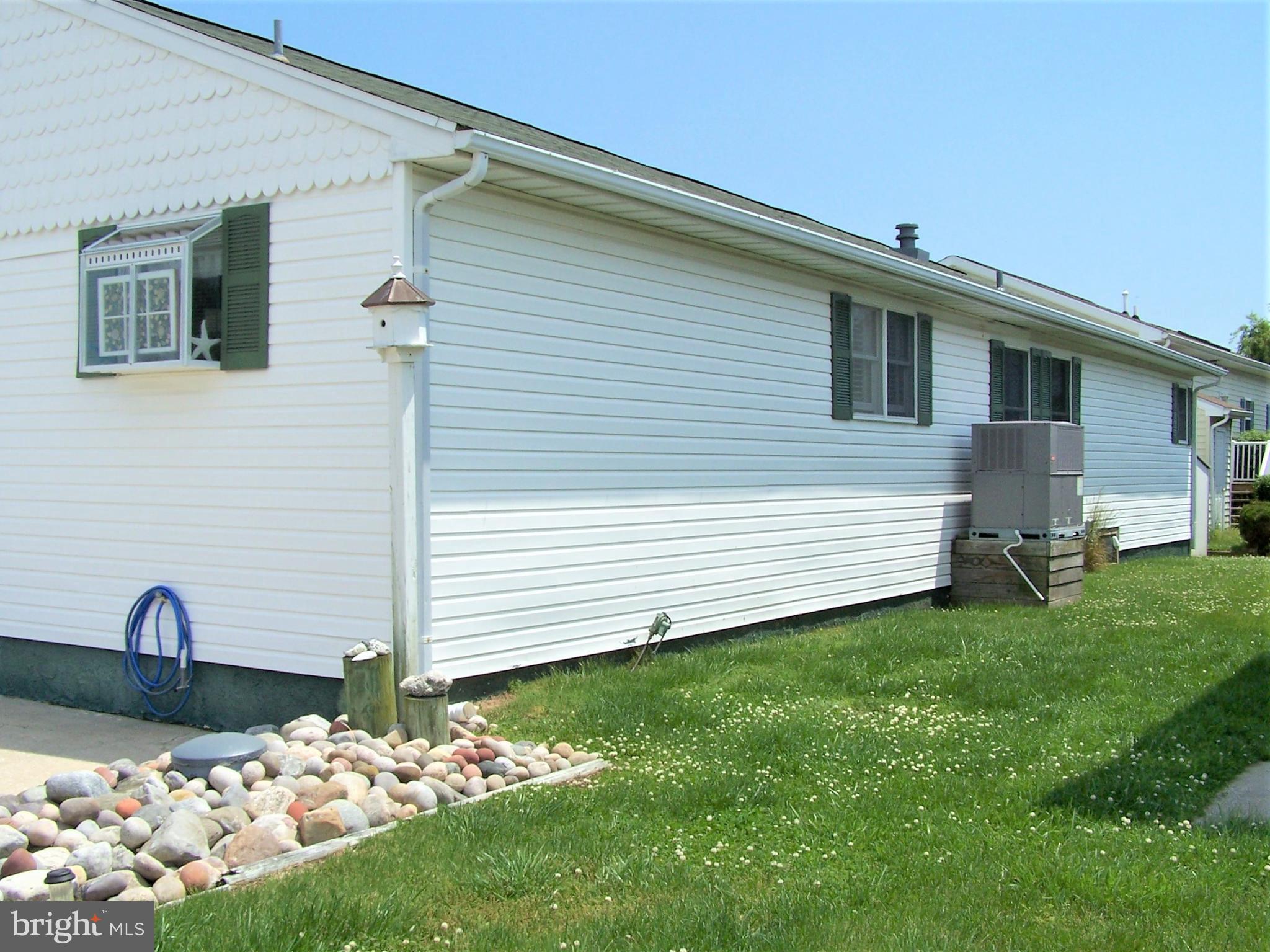 Right Side Elevation