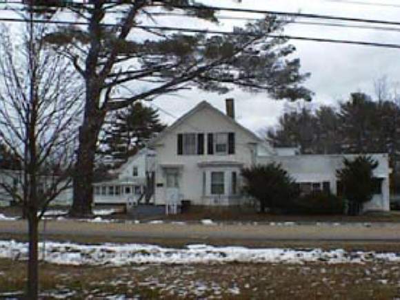 83 Main Rochester, NH 03839 - Photo 1 of 1