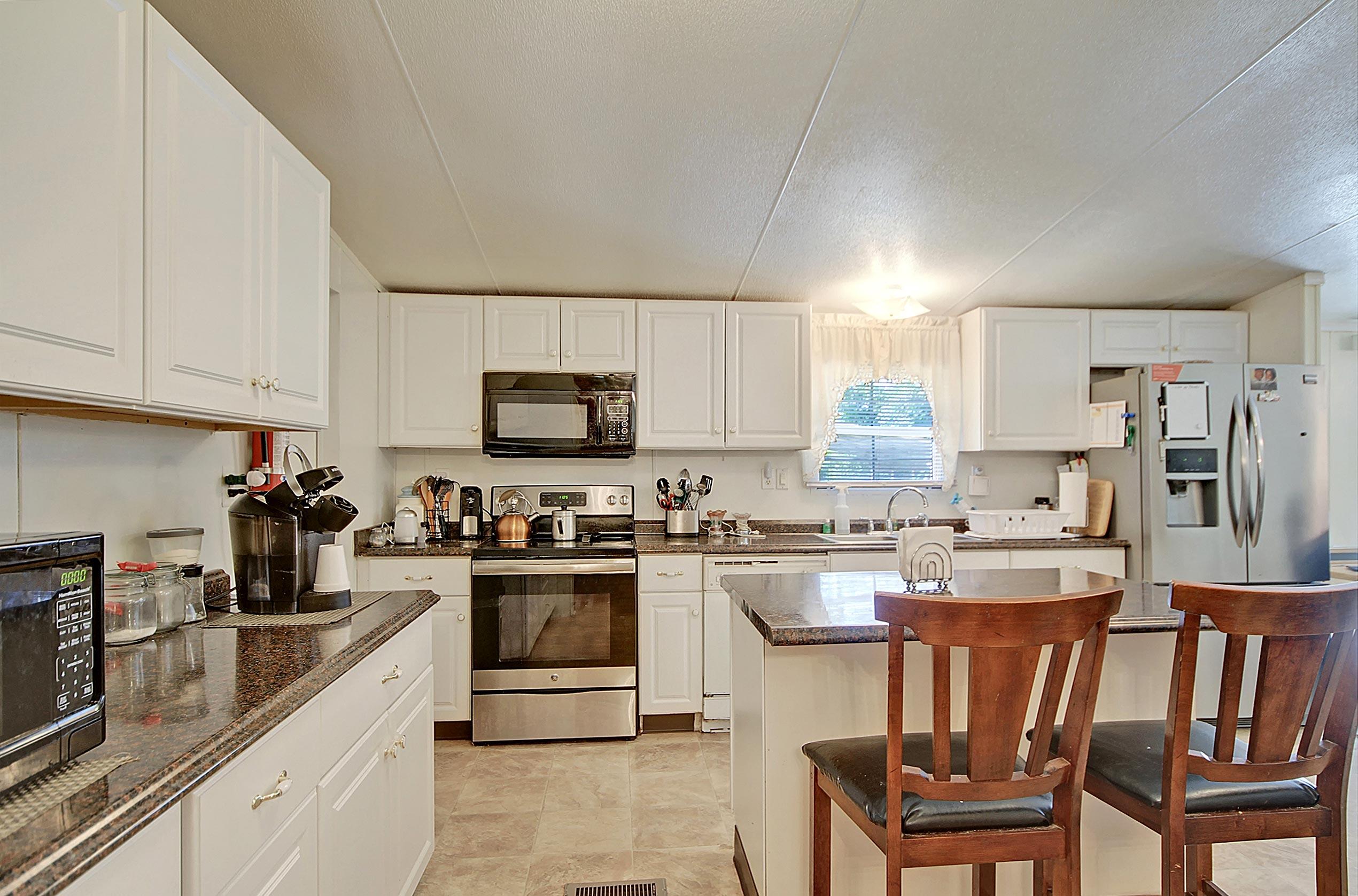 245 Kitfield Road Moncks Corner, SC 29461 - Photo 8 of 30 CREM_245 Kitfield_025