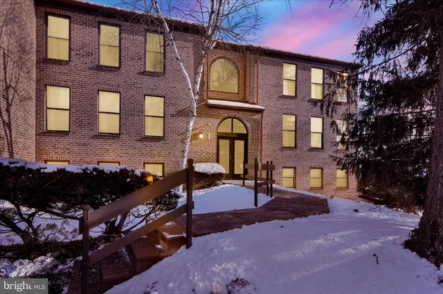 $199,900 | 1 Olympic Drive, Reading, PA 19607