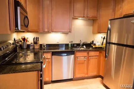 $1,400 | 5528 Waterman Boulevard, Unit 1N, St. Louis, MO 63112