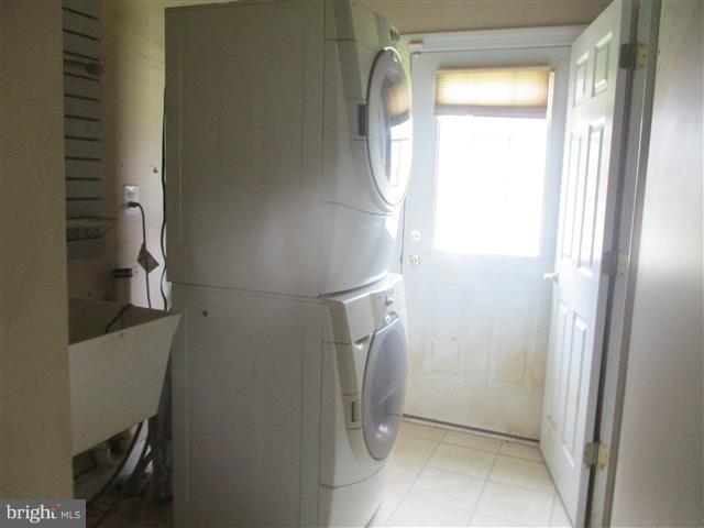 4444 Prospect Road Whiteford, MD 21160 - Photo 16 of 37 LAUNDRY OFF KITCHEN