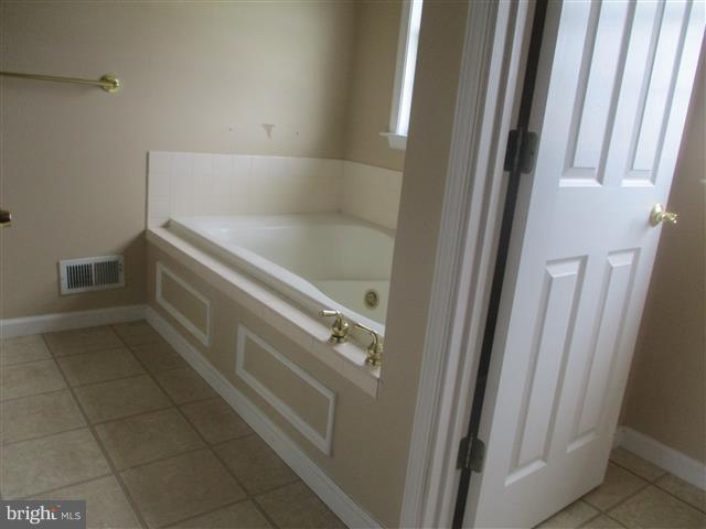 4444 Prospect Road Whiteford, MD 21160 - Photo 22 of 37 MASTER BATH