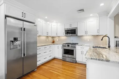 $1,250,000 | 72 Scotland Street, Hingham, MA 02043