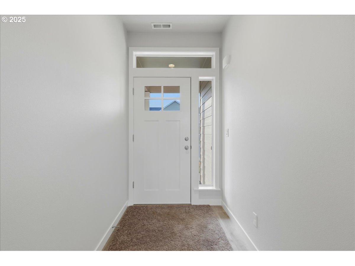 405 South Cedar Street Yamhill, OR 97148 - Photo 6 of 36