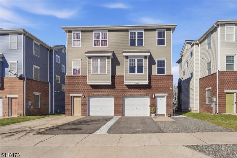 181 Court Street Newark, NJ 07103 - Photo 1 of 38