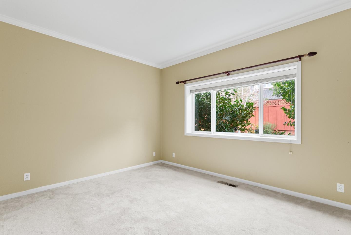 210 Moore Creek Road Santa Cruz, CA 95060 - Photo 22 of 63 an empty room with a window