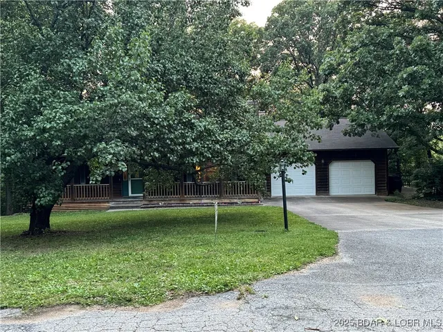 $379,990 | 83 Oak Tree Road, Camdenton, MO 65020