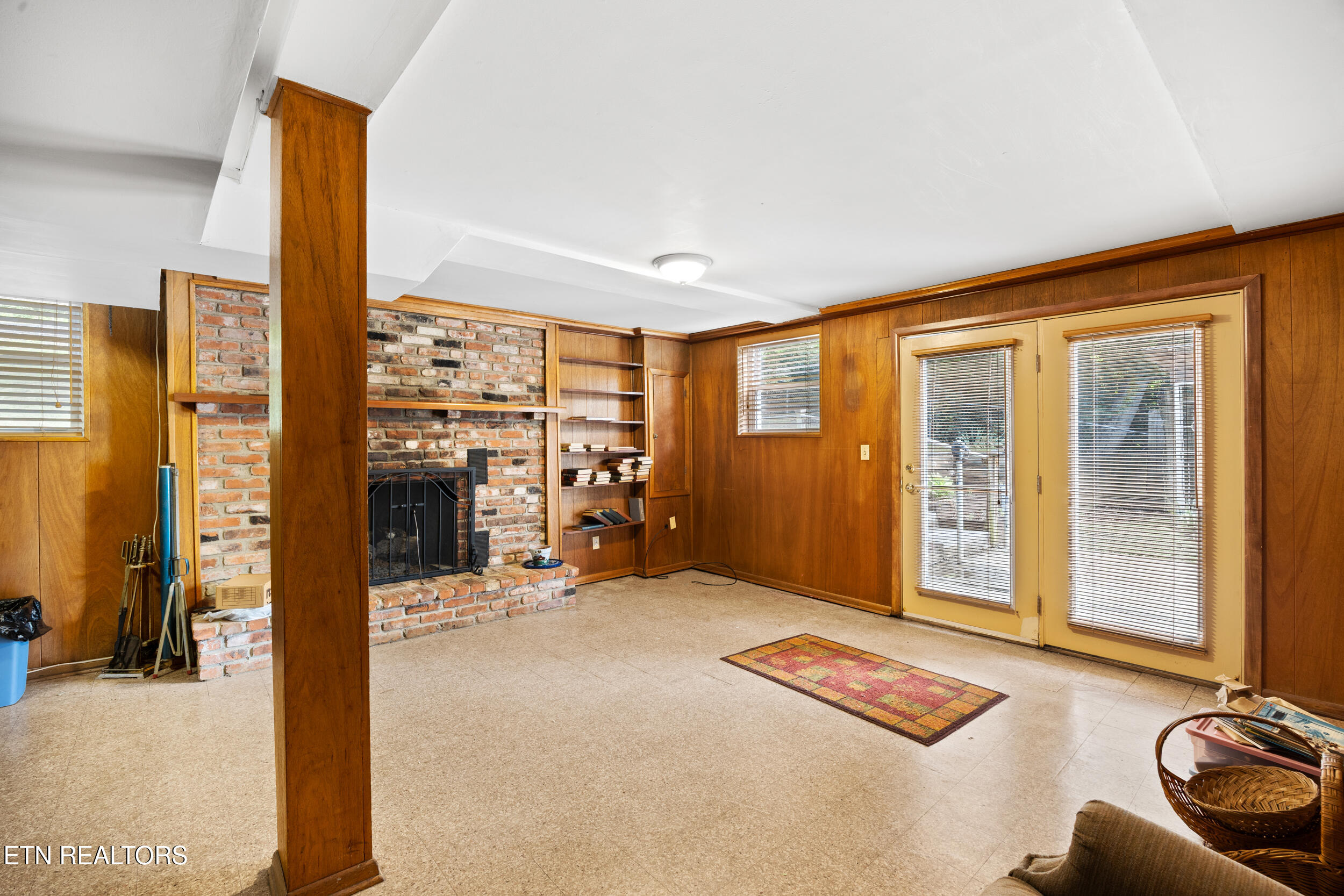 5301 Fontaine Road Knoxville, TN 37920 - Photo 34 of 57 37_5301 fontaine road-33