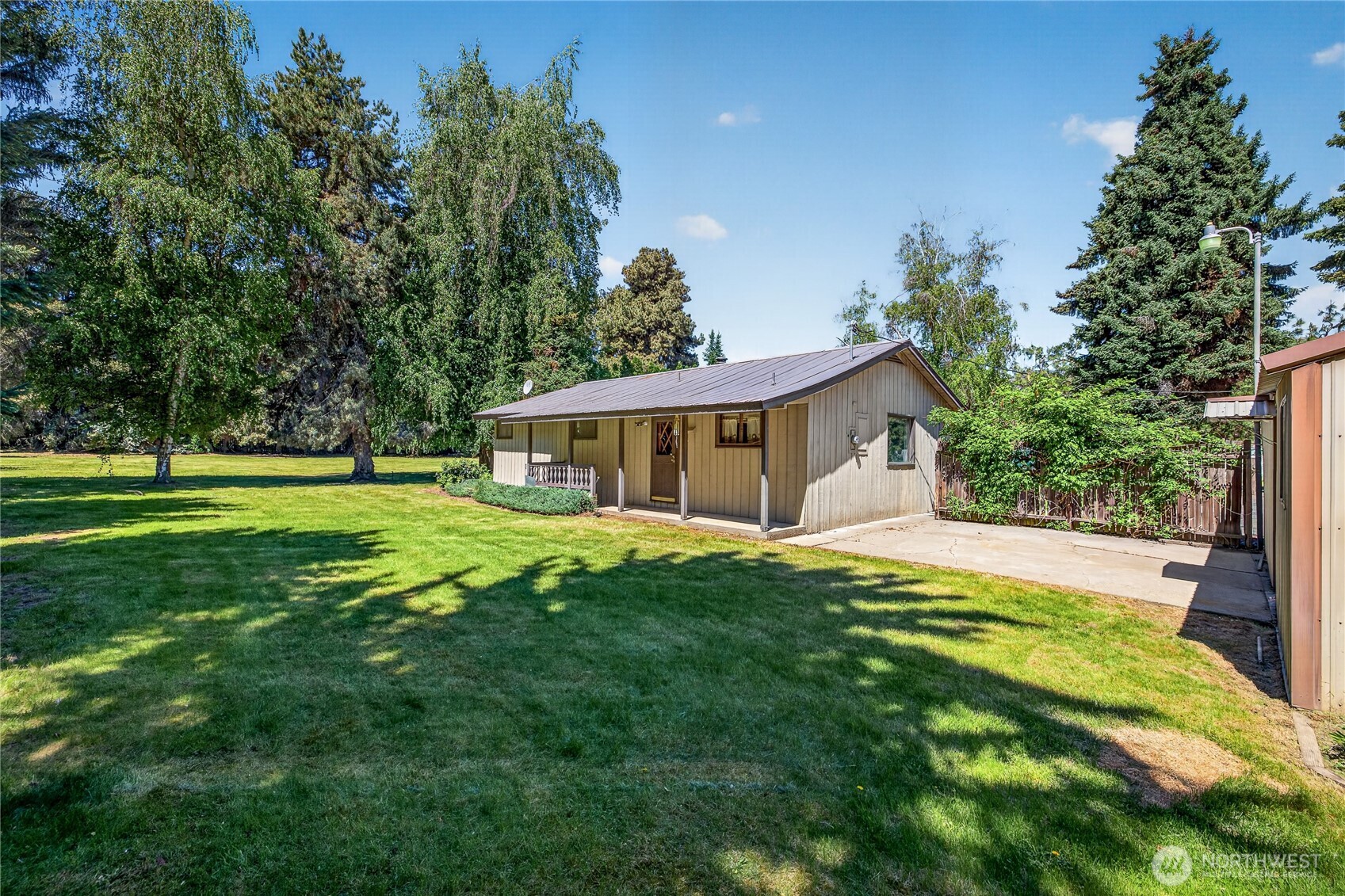 5685 Airport Road Cashmere, WA 98815 - Photo 22 of 28