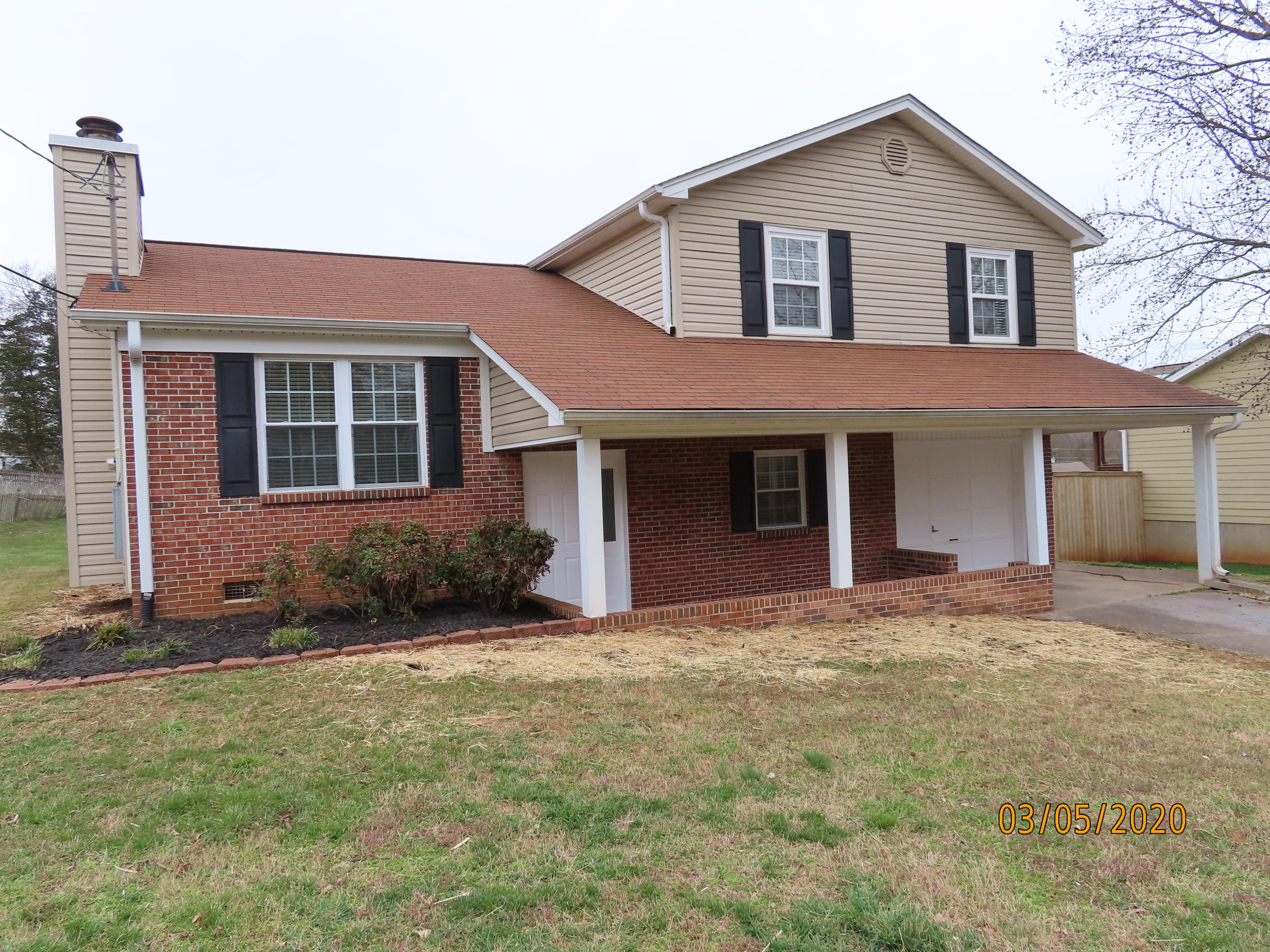 1802 Cannondale Road Knoxville, TN 37922 - Photo 1 of 39 FRONT