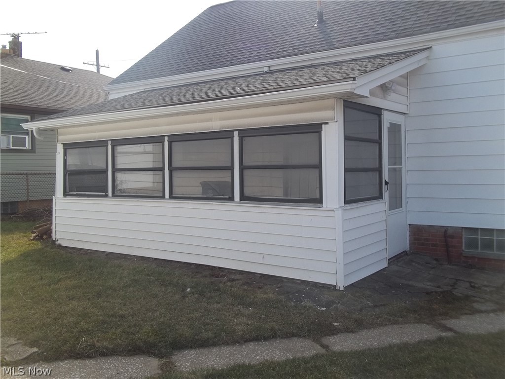 4703 Ridge Road Brooklyn, OH 44144 - Photo 4 of 12