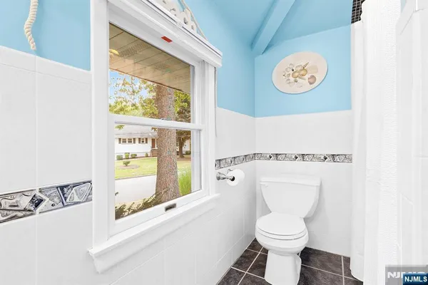 $699,900 | 180 Rafkind Road, Bloomingdale, NJ 07403