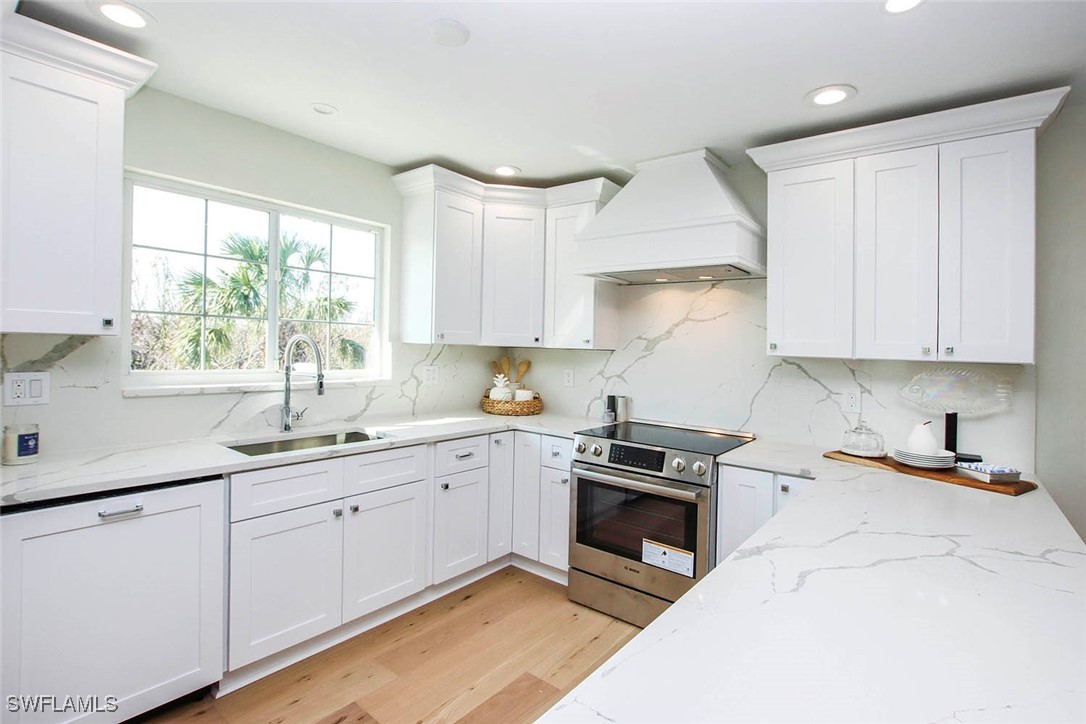 1202 Sand Castle Road Sanibel, FL 33957 - Photo 17 of 40 Gallery Image 17