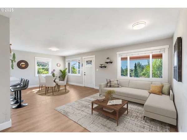 $700,000 | 1175 Northwest Baker Drive, White Salmon, WA 98672