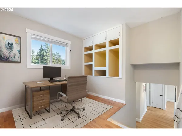 $700,000 | 1175 Northwest Baker Drive, White Salmon, WA 98672