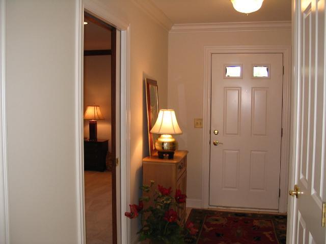 5733 Newgate Road Dublin, OH 43017 - Photo 3 of 16