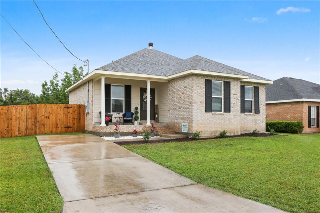 322 River Ridge Drive Boutte, LA 70039 - Photo 2 of 16 Gallery Image 2