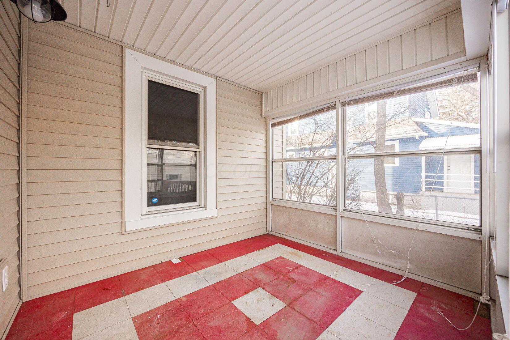 1464 Kenmore Road Columbus, OH 43211 - Photo 20 of 24 54-web-or-mls-1464 Kenmore Rd-53