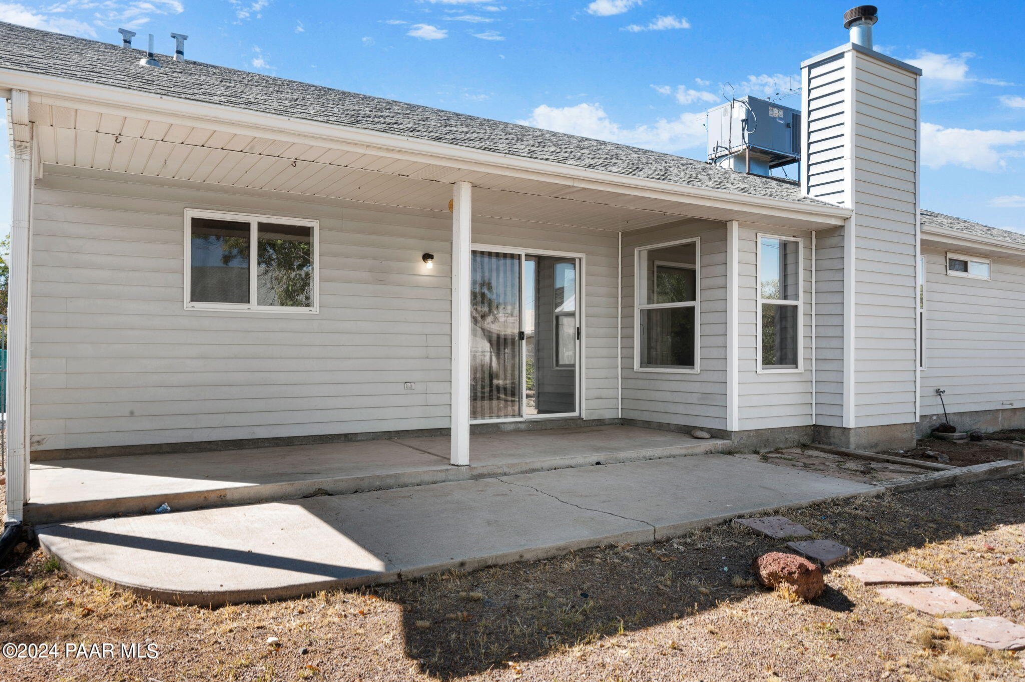 8128 East Gale Road Prescott Valley, AZ 86314 - Photo 29 of 38 a front view of a house