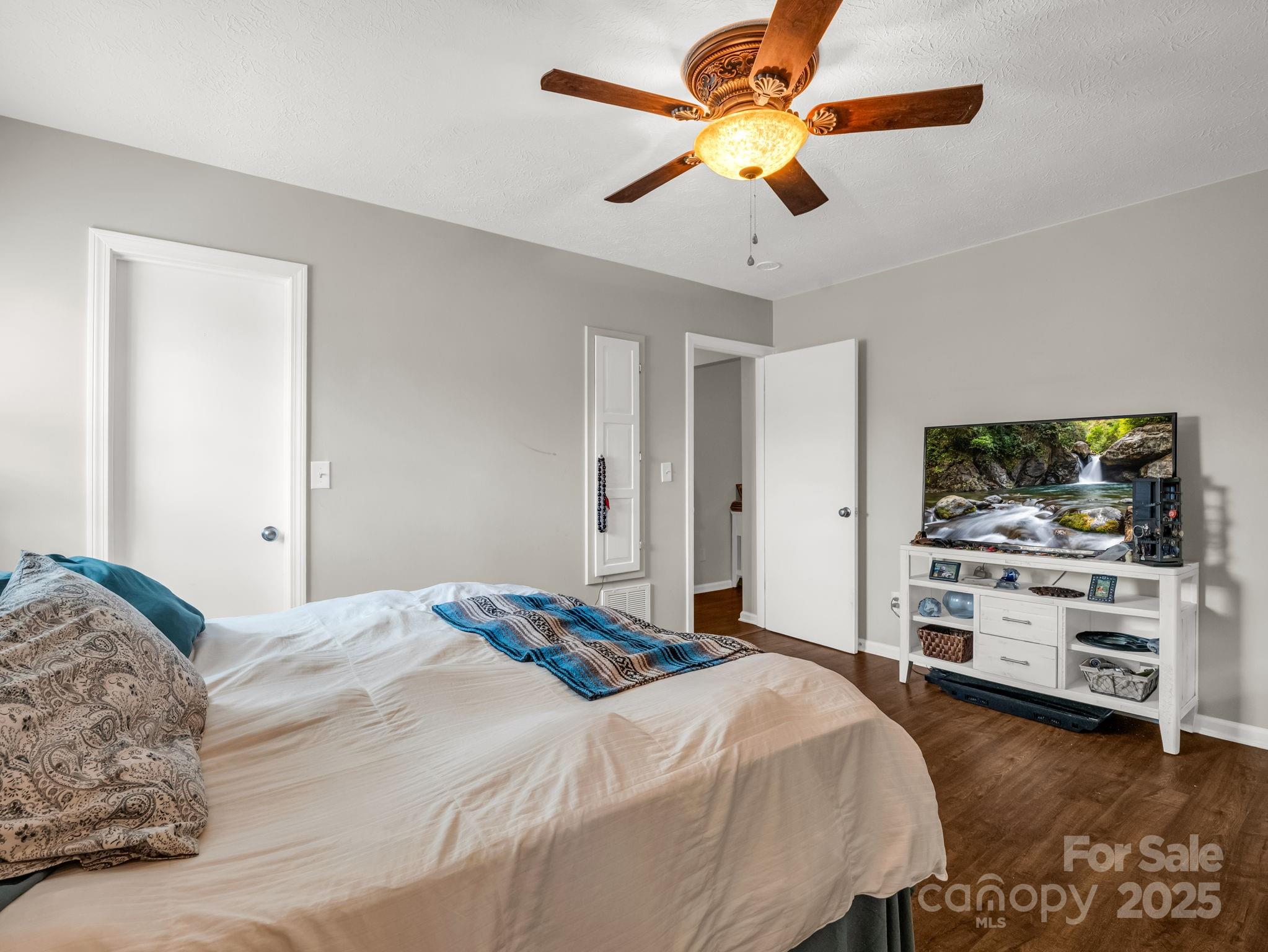1686 Butler Bridge Road Mills River, NC 28759 - Photo 17 of 38 Gallery Image 17